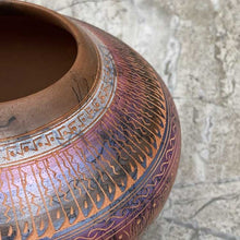 Load image into Gallery viewer, Round horsehair vase with etched designs.