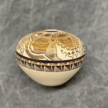 Load image into Gallery viewer, &quot;Sun Dreamer&quot; Etched Seed Pot, by Ute Mountain Artist Norman Lansing
